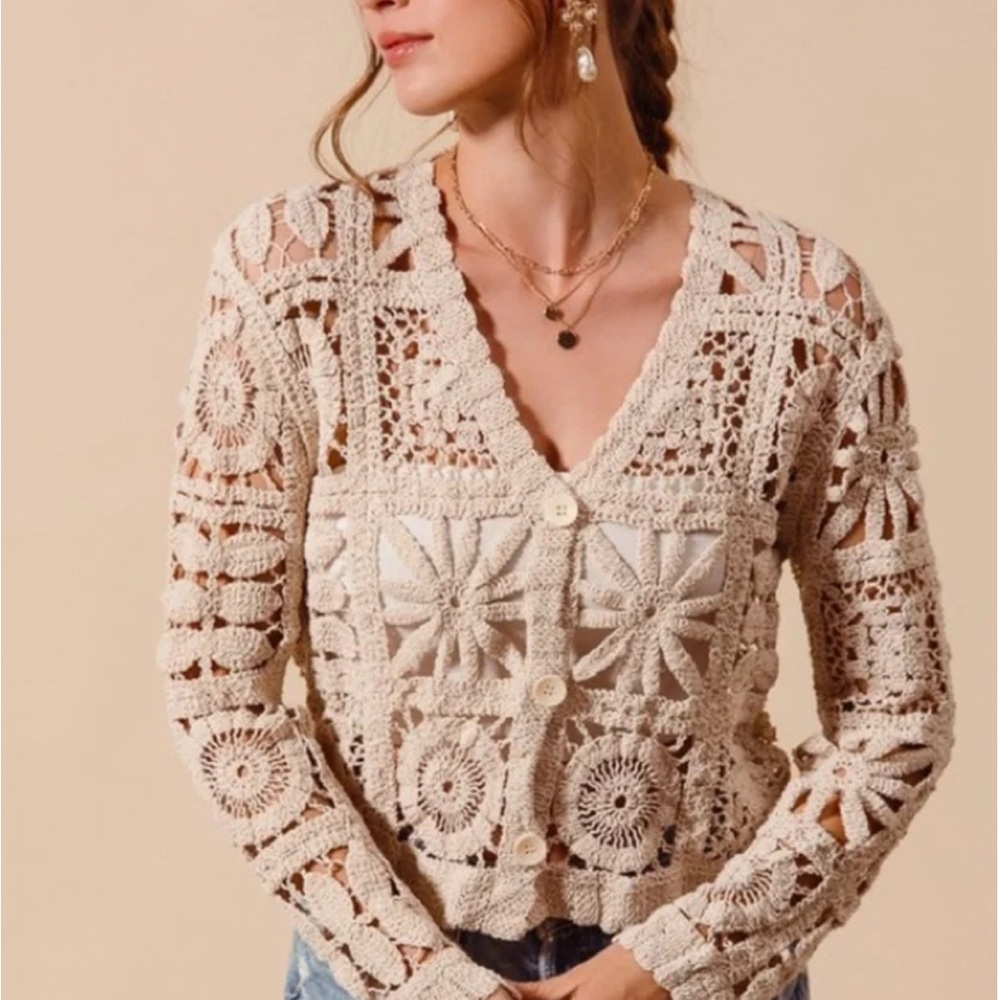 Commense Floral Open Knit Top Size Small Boho Neutral Hippie Crochet Cottagecore - Picture 2 of 9